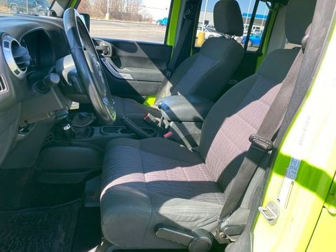 Used 2012 Jeep Wrangler Unlimited Sahara w/ Dual Top Group image 13