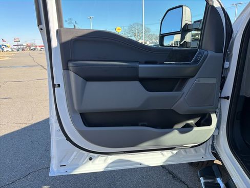 New 2026 Ford F350 XLT w/ XLT Premium Package image 13