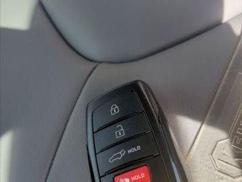 Certified 2026 Toyota Highlander XLE AWD/4WD image 45