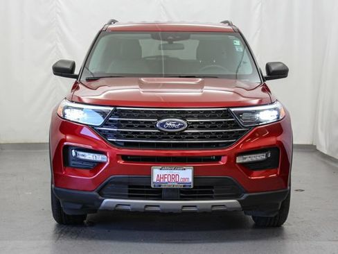 Used 2023 Ford Explorer XLT w/ Equipment Group 202A AWD/4WD image 3