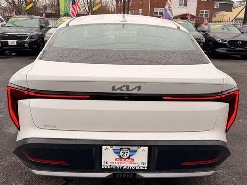 Used 2025 Kia K4 image 6