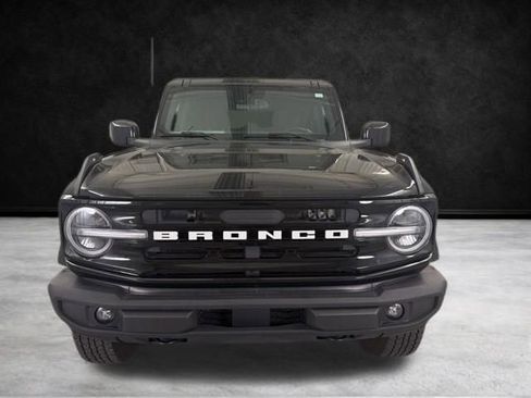 Used 2021 Ford Bronco Outer Banks image 4
