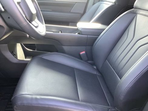 Used 2026 Hyundai Santa Fe SEL AWD/4WD image 19
