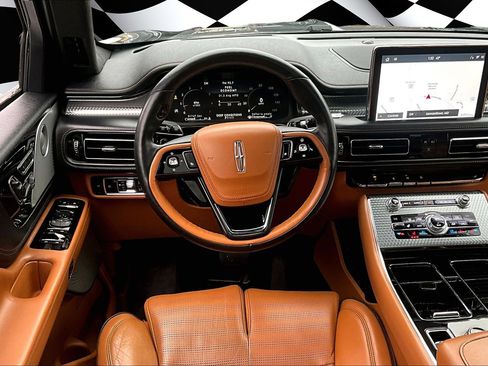 Used 2020 Lincoln Aviator Black Label w/ Dynamic Handling Package image 5