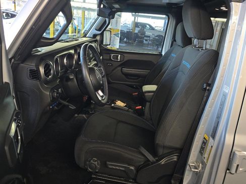 Used 2023 Jeep Wrangler Unlimited Rubicon 4xe w/ Steel Bumper Group image 7