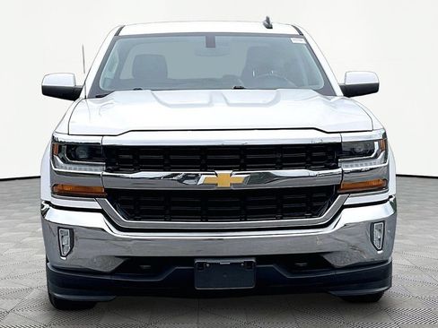 Used 2018 Chevrolet Silverado 1500 LT w/ All Star Edition AWD/4WD image 2
