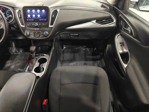 Used 2022 Chevrolet Malibu RS image 20