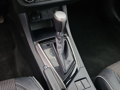 Used 2016 Toyota Corolla S FWD image 15