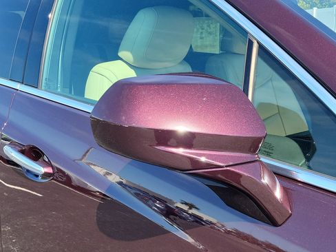 Used 2017 Cadillac XT5 Luxury w/ Driver Awareness Package image 10