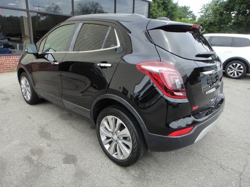 Used 2019 Buick Encore Preferred AWD/4WD image 6