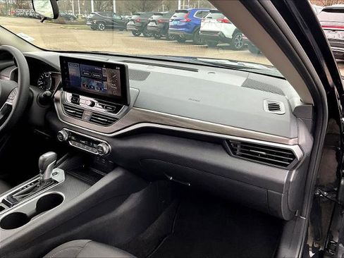 Certified 2025 Nissan Altima 2.5 SV w/ SV Special Edition Package image 13