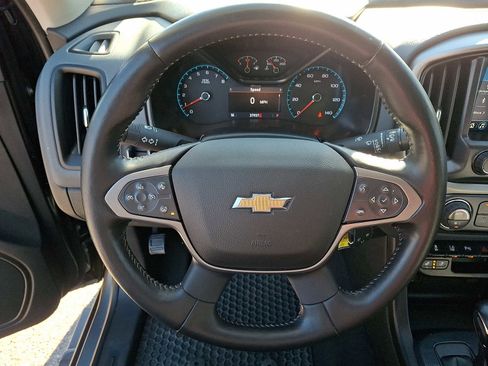 Used 2022 Chevrolet Colorado Z71 w/ Safety Package image 20
