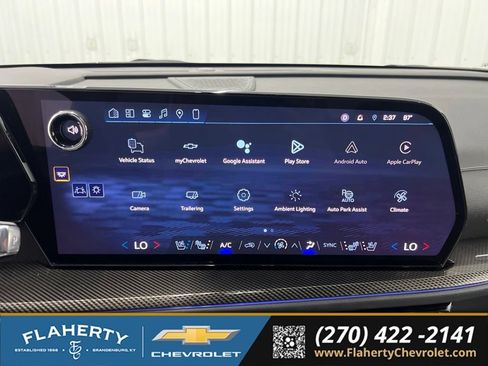 Used 2026 Chevrolet Traverse High Country AWD/4WD image 30