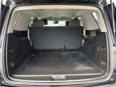 Used 2017 Chevrolet Tahoe 4WD w/ Remote Keyless Entry Package image 44