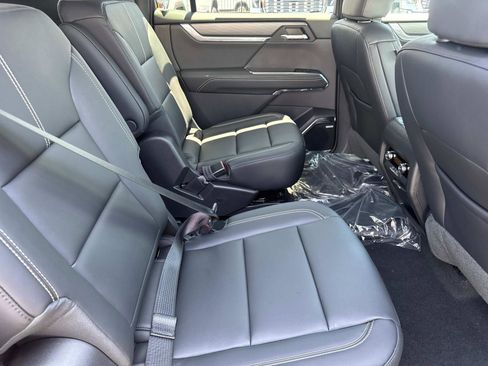 New 2025 GMC Acadia Elevation w/ Elevation Premium Package image 26