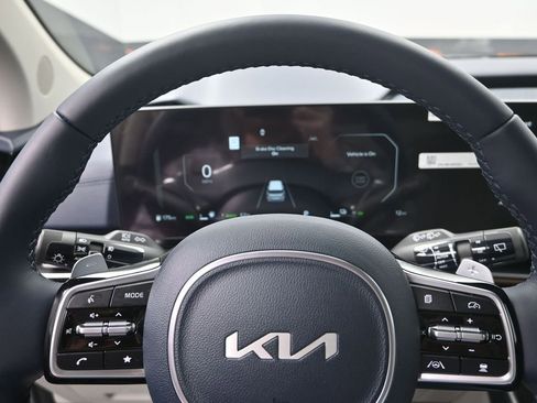 New 2026 Kia Carnival SX Prestige FWD image 16