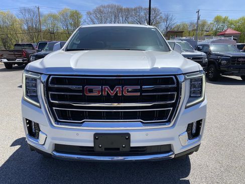 Used 2023 GMC Yukon SLT w/ SLT Premium Package AWD/4WD image 10