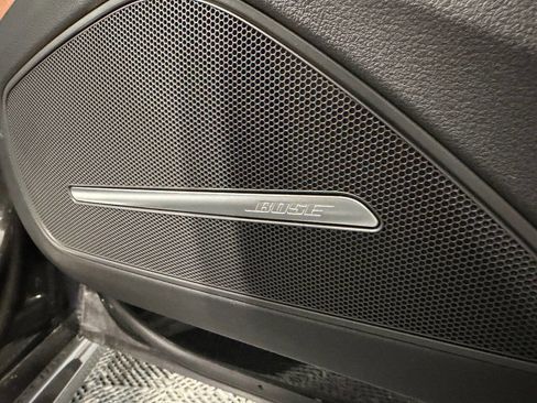 Used 2017 Audi A8 L 4.0T w/ Driver Assistance Package image 19