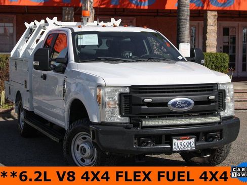 Used 2017 Ford F250 XL w/ Power Equipment Group image 2