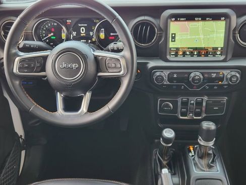 Used 2021 Jeep Wrangler Unlimited Sahara AWD/4WD image 26