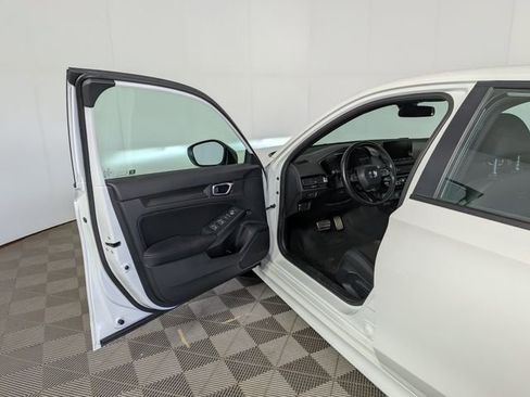 Used 2024 Honda Civic Sport image 11