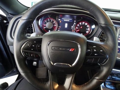 Used 2018 Dodge Challenger GT w/ Driver Convenience Group image 5