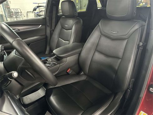 Used 2020 Cadillac XT5 Luxury image 17