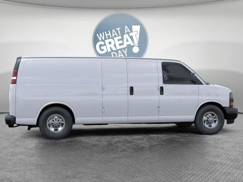 New 2026 Chevrolet Express 2500 Extended w/ Driver Convenience Package RWD image 5