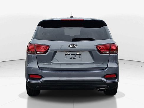 Used 2020 Kia Sorento FWD V6 image 5