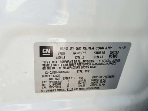 Used 2022 Buick Encore Preferred w/ Safety Package AWD/4WD image 30