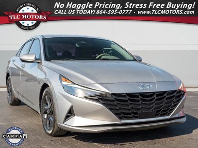Used 2021 Hyundai Elantra SEL w/ Convenience Package