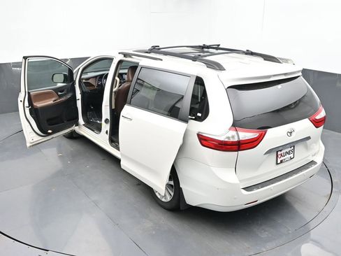 Used 2016 Toyota Sienna Limited Premium AWD/4WD image 70