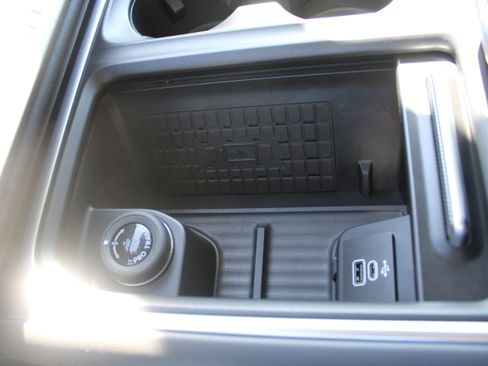 Certified 2025 Ford Expedition Max Active AWD/4WD image 31