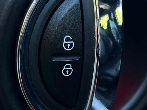 Used 2021 MINI Cooper S FWD image 40