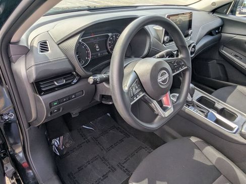 Used 2025 Nissan Sentra SV FWD image 14