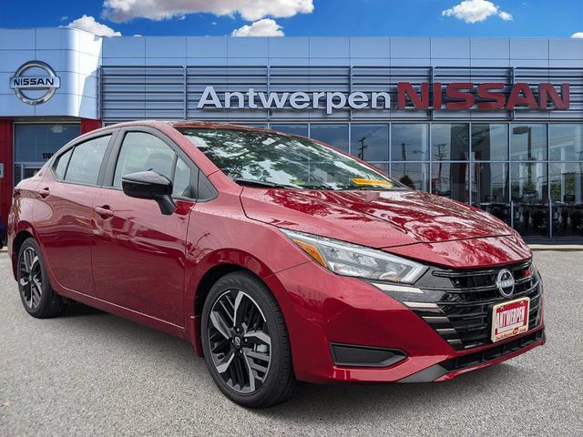 New 2025 Nissan Versa SR w/ Trunk Package FWD image 1