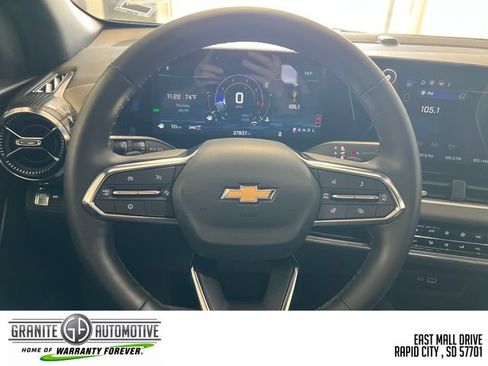 Used 2026 Chevrolet Equinox LT w/ Convenience Package II AWD/4WD image 15