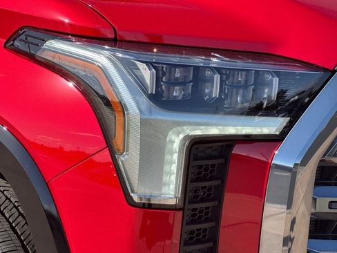 New 2026 Toyota Tundra Platinum AWD/4WD image 31