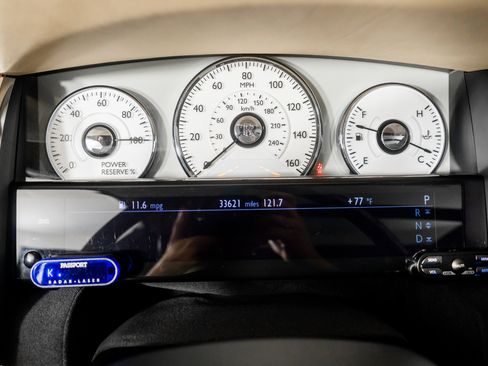 Used 2013 Rolls-Royce Ghost image 41