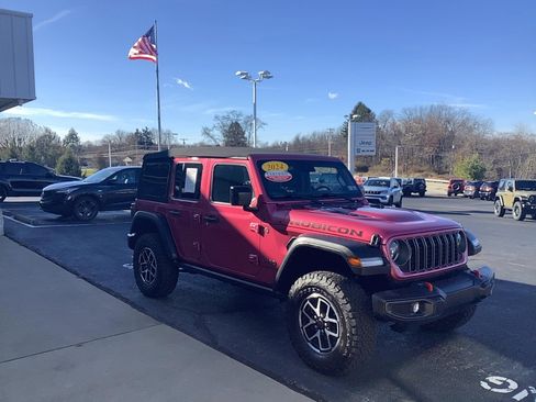 Certified 2024 Jeep Wrangler Rubicon w/ Convenience Group image 2