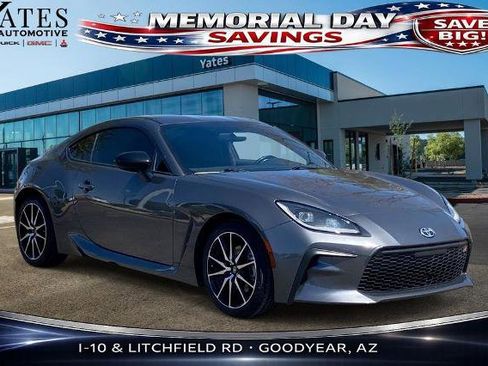 Used 2022 Toyota GR86 RWD image 1