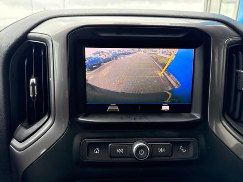 Used 2020 Chevrolet Silverado 1500 Custom Trail Boss w/ Custom Convenience Package AWD/4WD image 23
