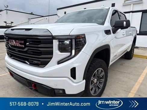 Used 2024 GMC Sierra 1500 AT4 w/ AT4 Preferred Package AWD/4WD image 1