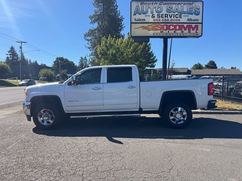 Used 2016 GMC Sierra 3500 SLT AWD/4WD image 4