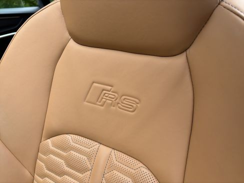 Used 2022 Audi RS 7 Sportback AWD/4WD image 23