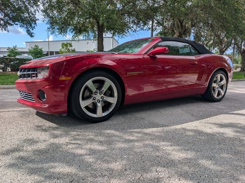 Used 2013 Chevrolet Camaro SS w/ RS Package RWD image 3
