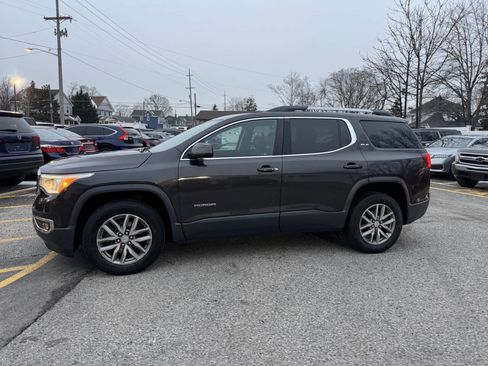 Used 2017 GMC Acadia SLE image 22