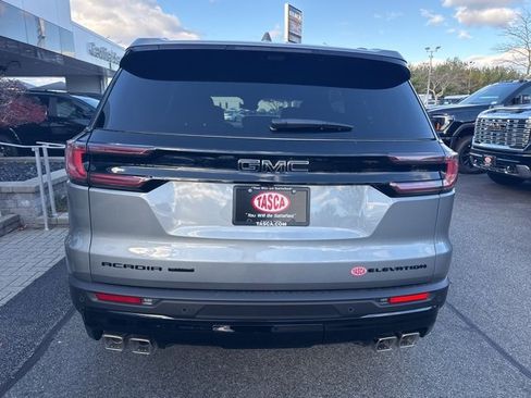 New 2026 GMC Acadia Elevation image 8