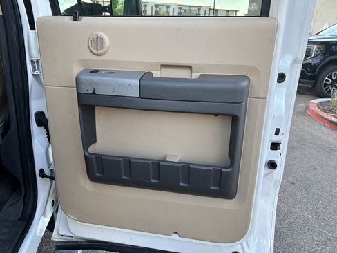 Used 2015 Ford F250 Lariat w/ Lariat Ultimate Package image 35