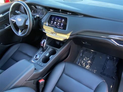 Used 2023 Cadillac XT4 Sport w/ Enhanced Visibility Package image 21